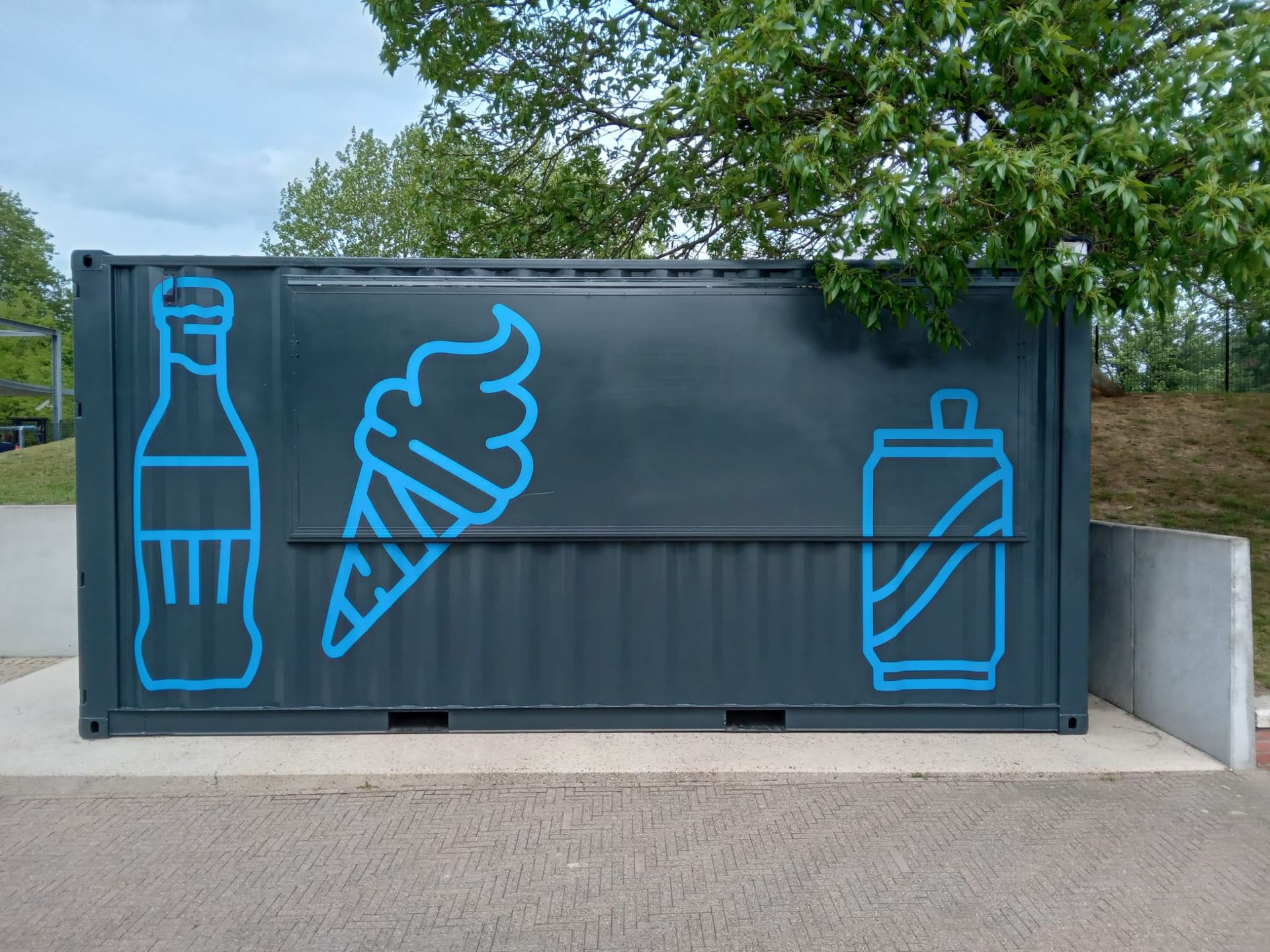 Bestickering containers - Reclame Quintens